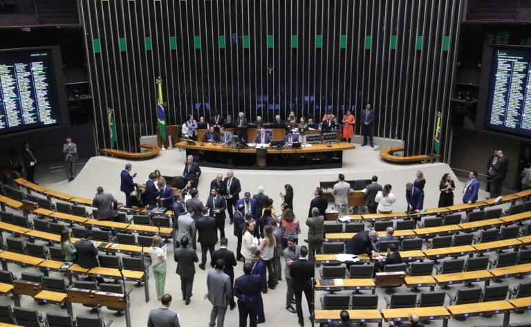 Deliberação de vetos. Dep. Carlos Henrique Gaguin (PTN-TO); Senador, Eduardo Gomes (PL - TO); Presidente do Congresso Nacional, Rodrigo Pacheco