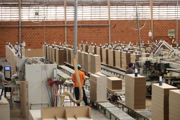 Fábrica de chapas de MDF