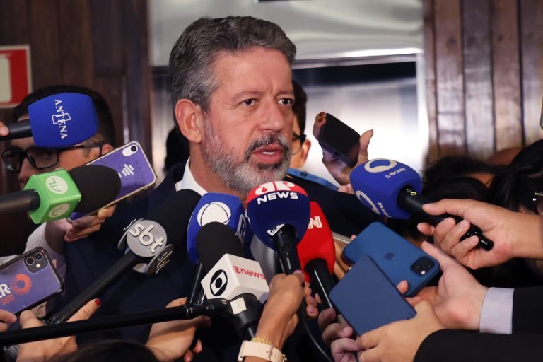 Coletiva de Imprensa. Presidente da Câmara dos Deputados, Arthur Lira.