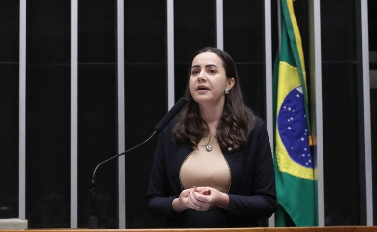 Discussão e votação de propostas legislativas. Dep. Franciane Bayer (REPUBLICANOS - RS)