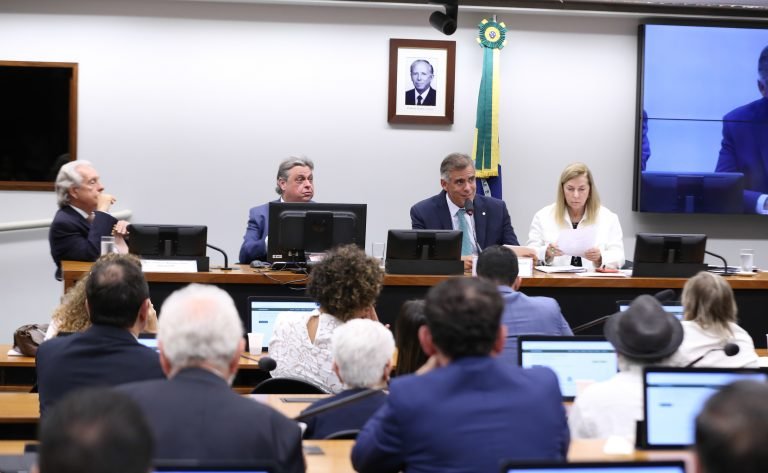 Apreciação de parecer.