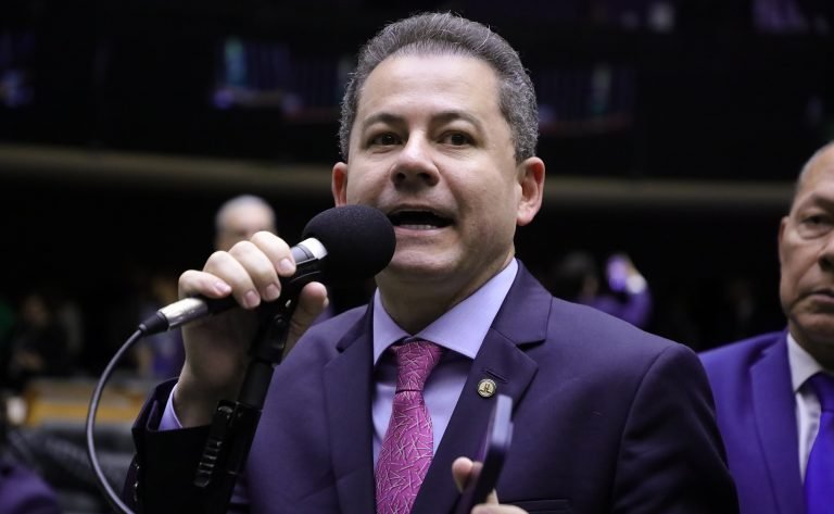 Discussão e votação de propostas. Dep. Cezinha de Madureira (PSD-SP)