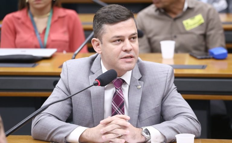 Audiência Pública - Descontos de energia elétrica em atividades de irrigação e aquacultura. Dep. Tião Medeiros (PP - PR)