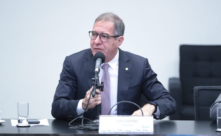 Seminário - Discussão sobre a escala de trabalho 6x1. Dep. Luiz Gastão (PSD-CE)