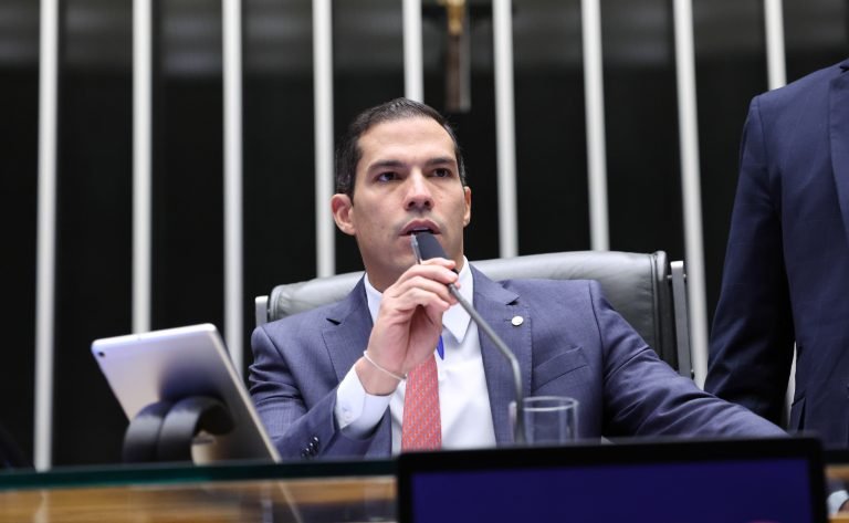 Discussão e votação de propostas legislativas. Dep. Gabriel Nunes (PSD - BA)