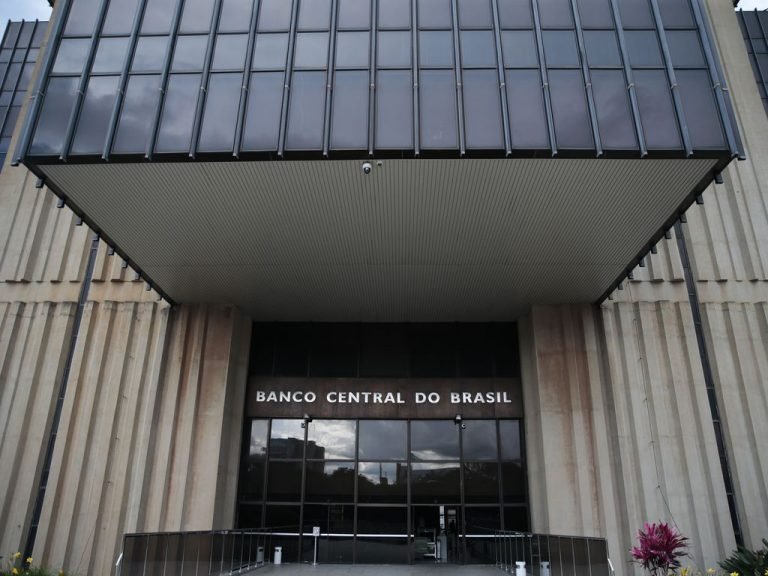 Brasília - monumentos e prédios públicos - Banco Central edifício-sede política monetária juros Copom mercado financeiro economia moedas