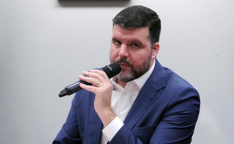 Audiência  Publica – Projetos de Regulamentação da Reforma Tributária. Dep. Pedro Lupion(PP - PR)