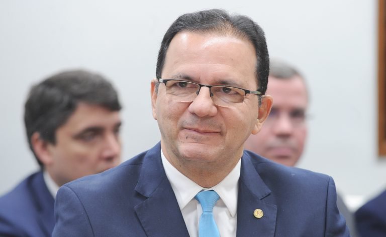 Reunião com comparecimento de Ministro. Dep. Júnior Ferrari (PSD-PA)