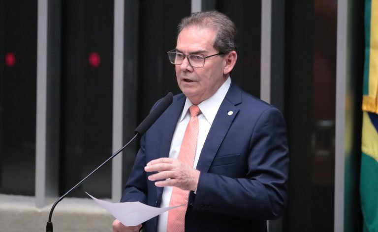 Discussão e votação de propostas legislativas. Dep. Paulinho da Força (SOLIDARIEDADE - SP)