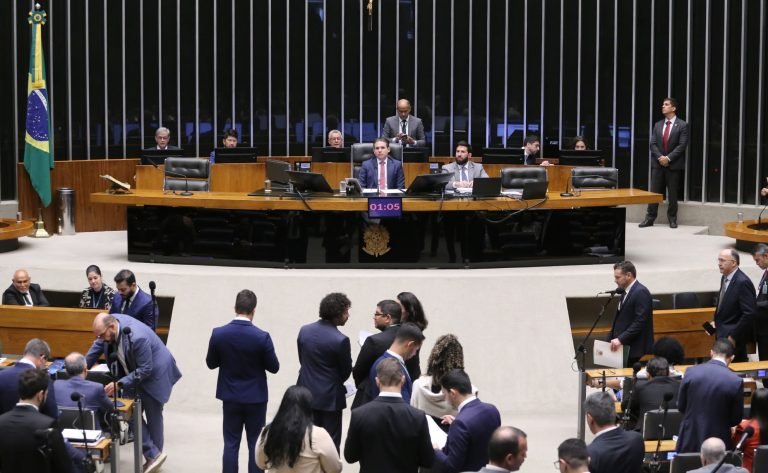 Discussão e votação de propostas legislativas. Presidente da Câmara dos Deputados, Hugo Motta (REPUBLICANOS - PB)