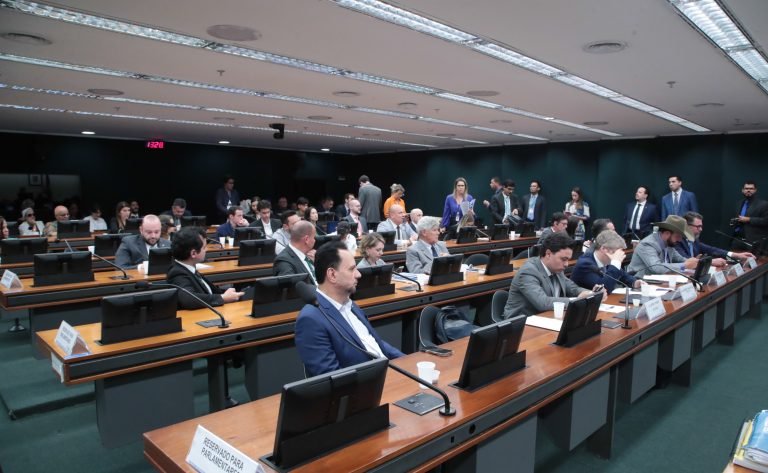 Apreciação de pareceres.