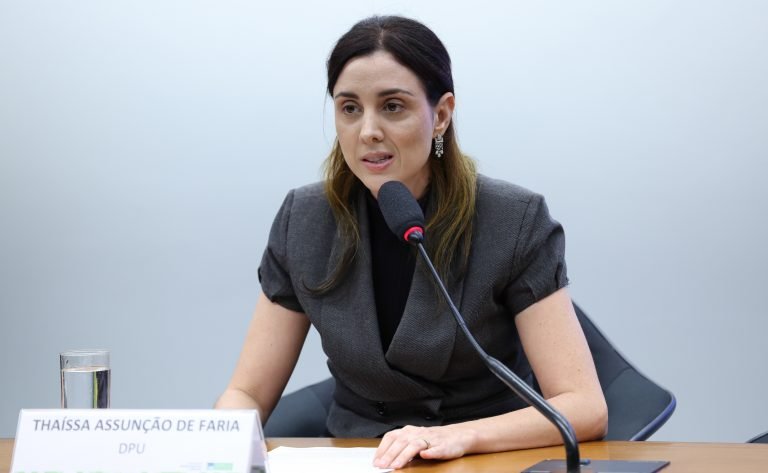 Audiência Pública - Impactos das bets na população idosa no Brasil. Grupo de Trabalho Atendimento à Pessoa Idosa e à Pessoa com Deficiência - Defensoria Pública da União, Thaíssa Assunção Faria.