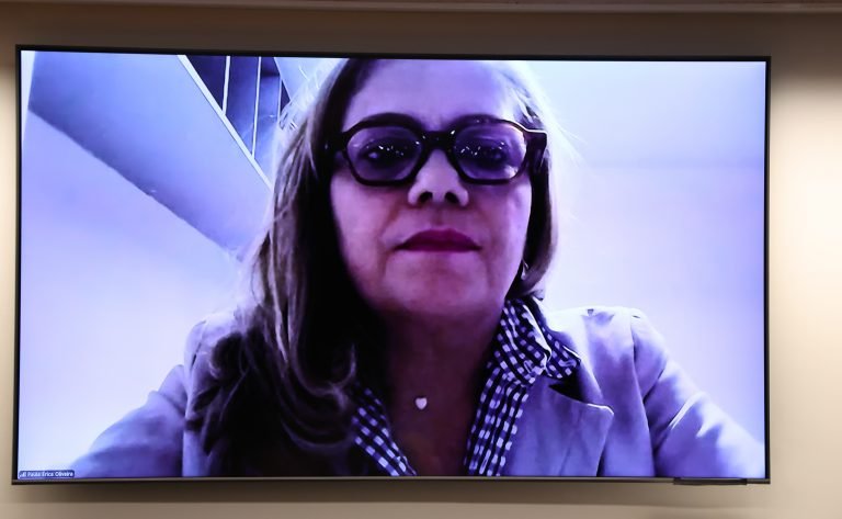 Audiência Pública - Impactos das bets na população idosa no Brasil. Coordenadora-Geral das Políticas de Direitos da Pessoa Idosa em Situação de Vulnerabilidade e Discriminação Múltipla - Ministério dos Direitos Humanos e da Cidadania, Paula Érica Batista.