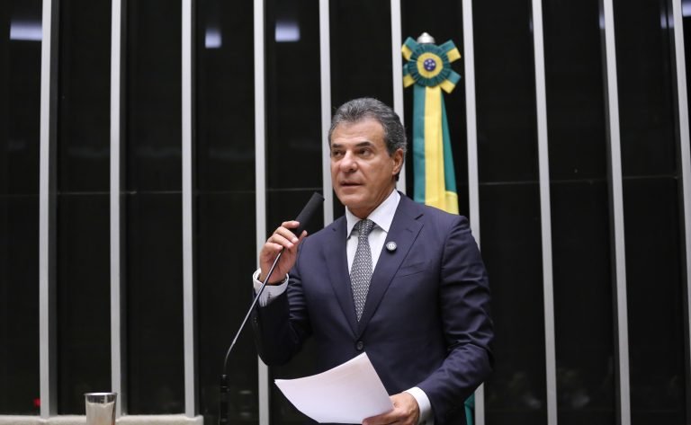 Discussão e votação de propostas legislativas. Dep. Beto Richa (PSDB - PR)