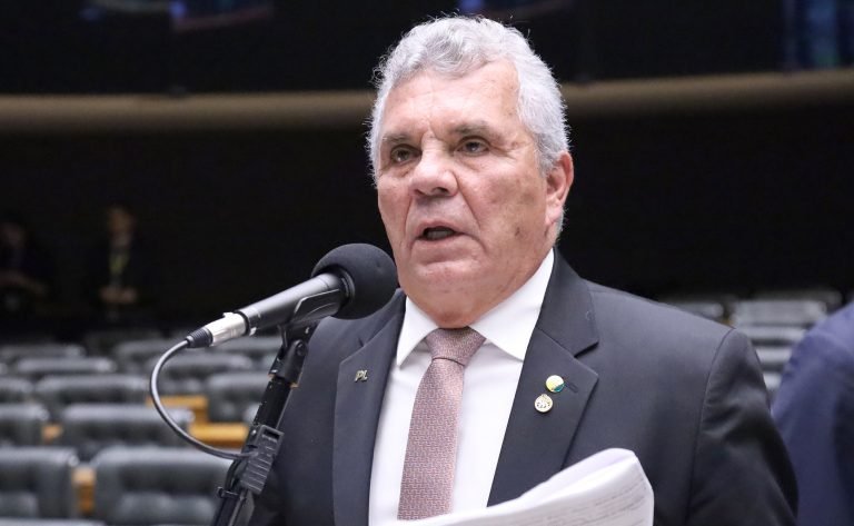 Deputado Alberto Fraga (PL-DF) fala no Plenário da Câmara dos Deputados