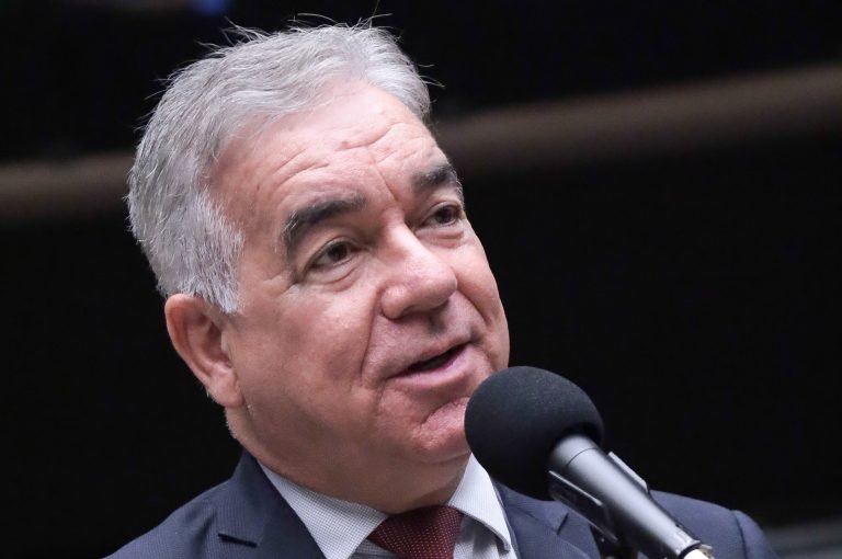 Discussão e votação de propostas legislativas. Dep. Zé Neto (PT-BA)