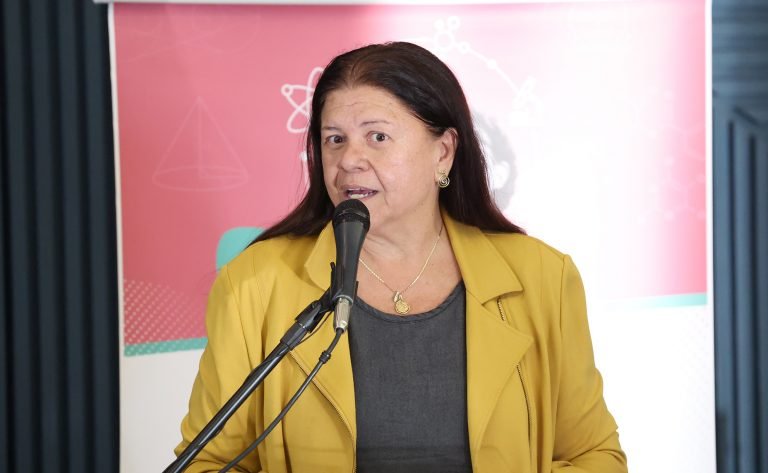 Solenidade de entrega do Prêmio Mulheres na Ciência Amélia Império Hamburger. Dep. Laura Carneiro (PSD - RJ)