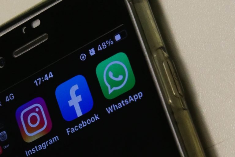 Facebook, Instagram e WhatsApp têm problemas de acesso nesta segunda 4/10