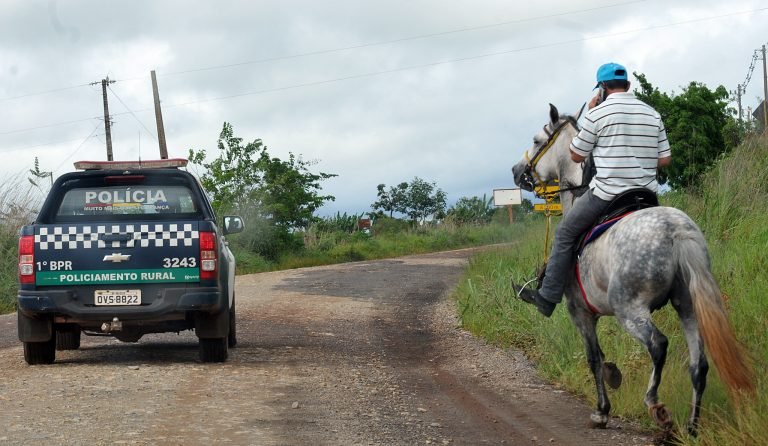 Segurança - geral - policiamento rural fazendas policiais polícia áreas rurais rural campo