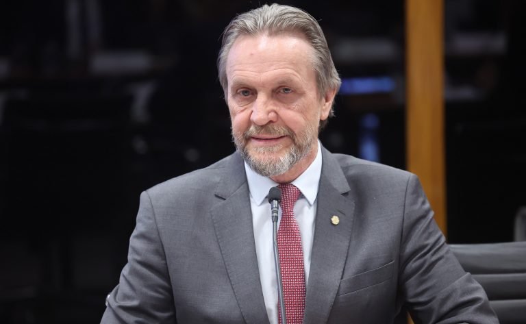Reunião de Líderes. Dep. Pedro Uczai (PT - SC)