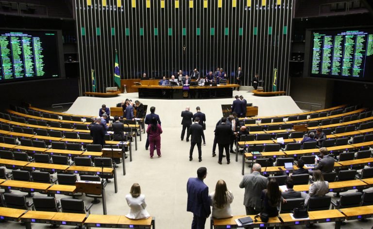Discussão e votação de propostas legislativa. Presidente da Câmara dos Deputados, Hugo Motta (REPUBLICANOS - PB)