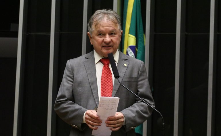 Discussão e votação de propostas legislativas. Dep. Merlong Solano (PT-PI)
